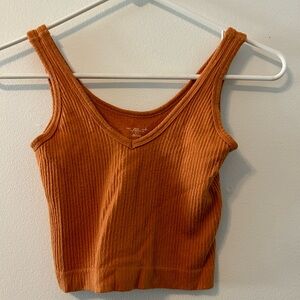 Women’s ribbed top